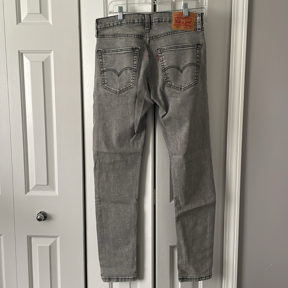 Men's Levi Grey Wash 512 Slim Fit Jeans Size 31x32 EUC - Picture 4 of 6